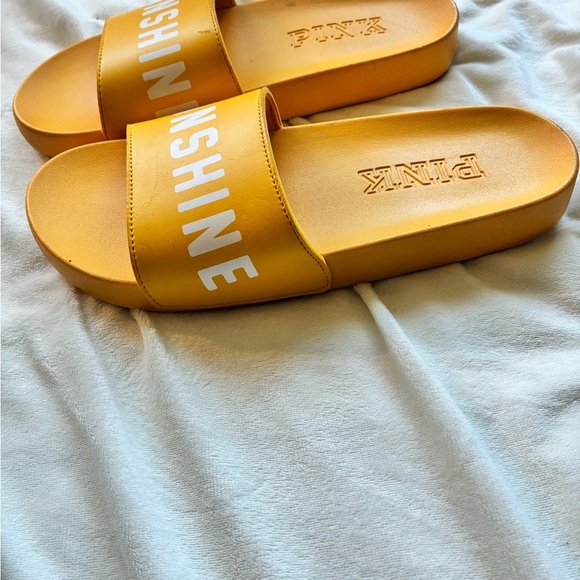 PINK Victoria's Secret Kids Yellow Sunshine Sandals - Picture 4 of 6